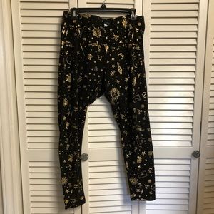 Torrid Harry Potter leggings